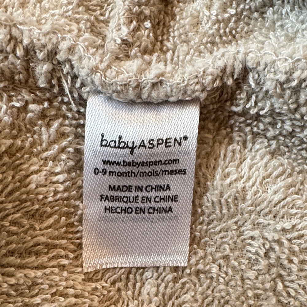 Plush Mouse Hooded Baby Robe - Picture 3 of 3